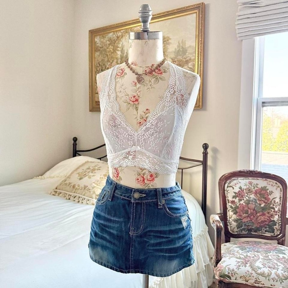 White lace Bralette  Adore me size medium fairycore‎ cottagecore